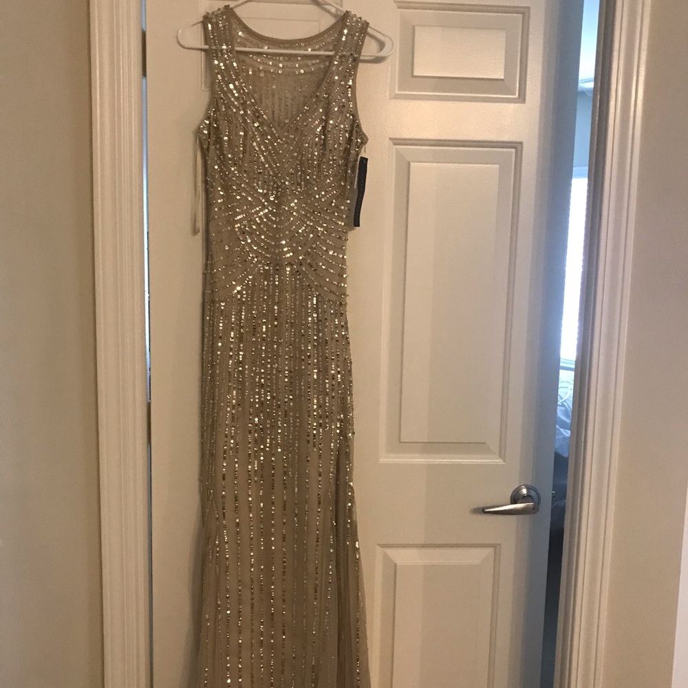 Beautiful Sequined Evening Gown - Picture 2 of 4